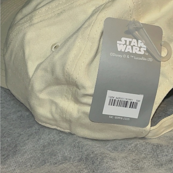 Star Wars characters R2-D2 and C-3PO in a stylized, cartoon screen art design ha - Picture 3 of 6